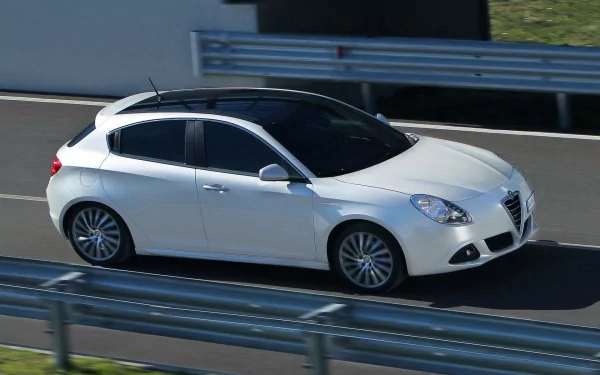 vehicle alfa romeo giulietta HD Desktop Wallpaper | Background Image