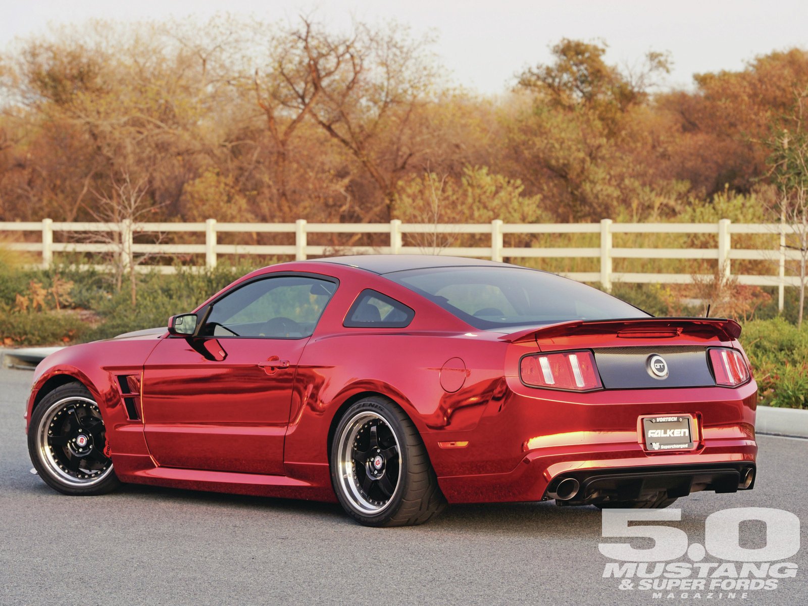 Download Vehicle Ford Mustang GT Wallpaper