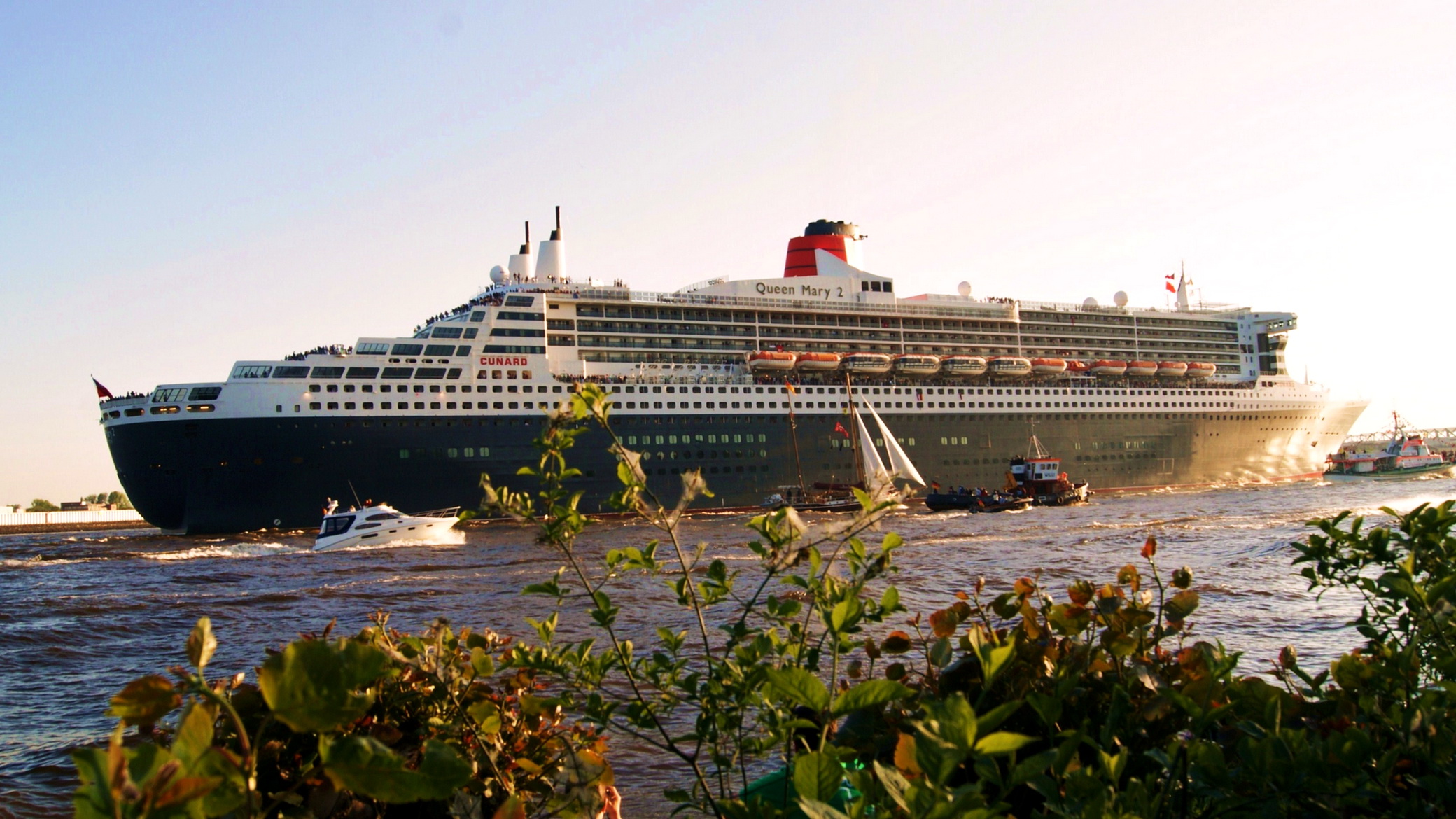 Vehicles RMS Queen Mary 2 HD Wallpaper | Background Image