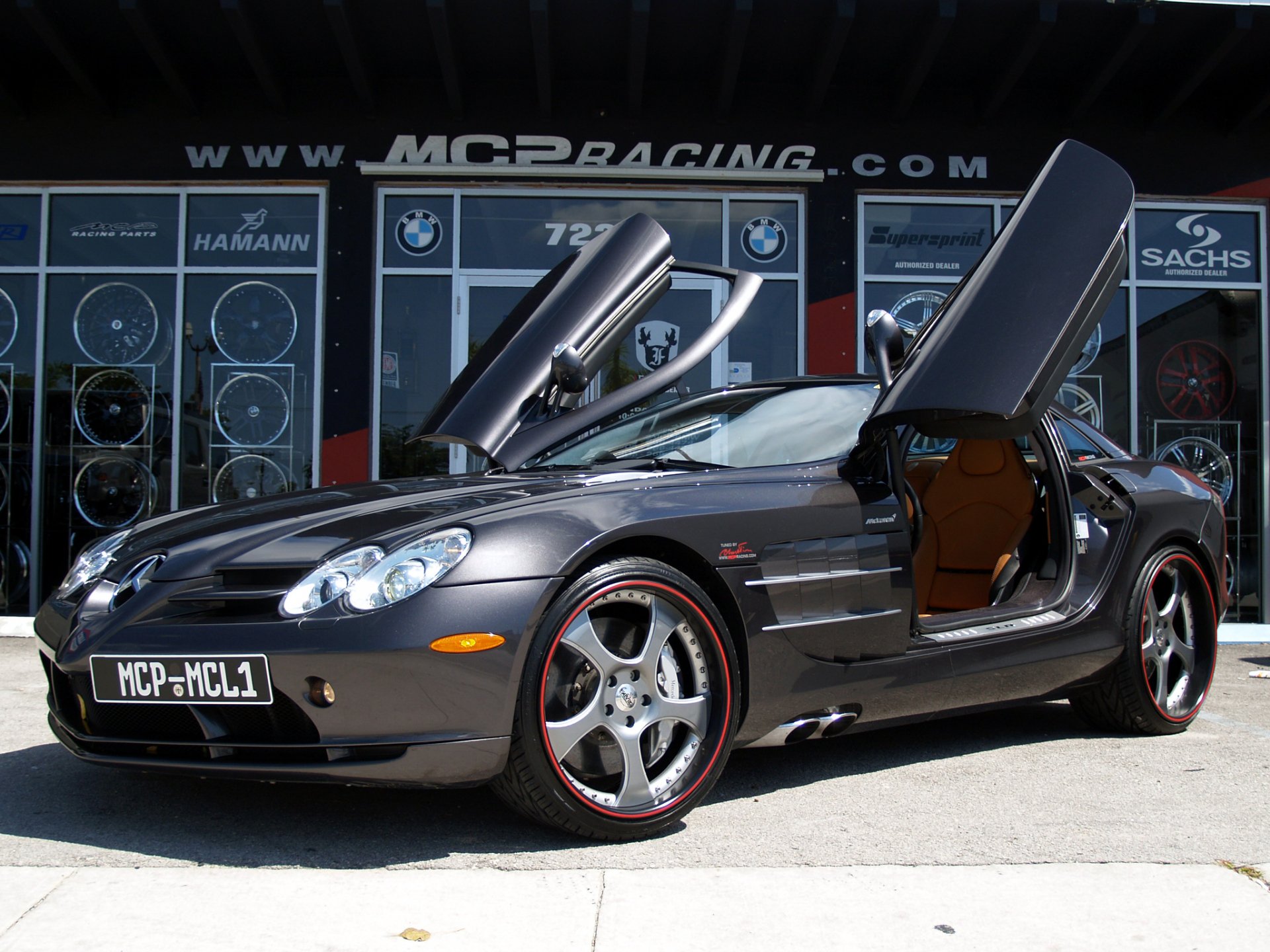 Download Vehicle Mercedes HD Wallpaper | 2048x1536 | Wallpaper Abyss
