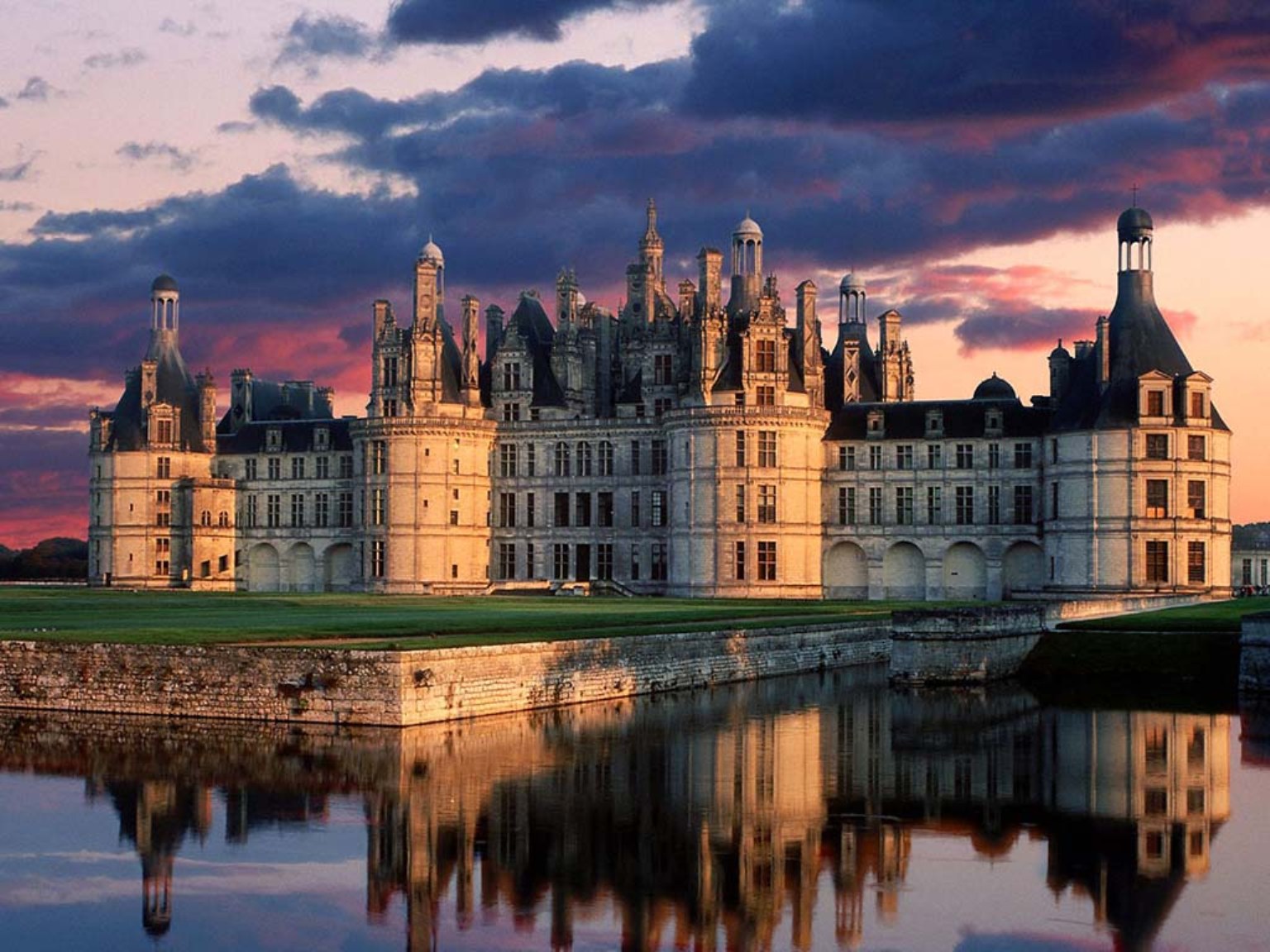 Castle Wallpaper