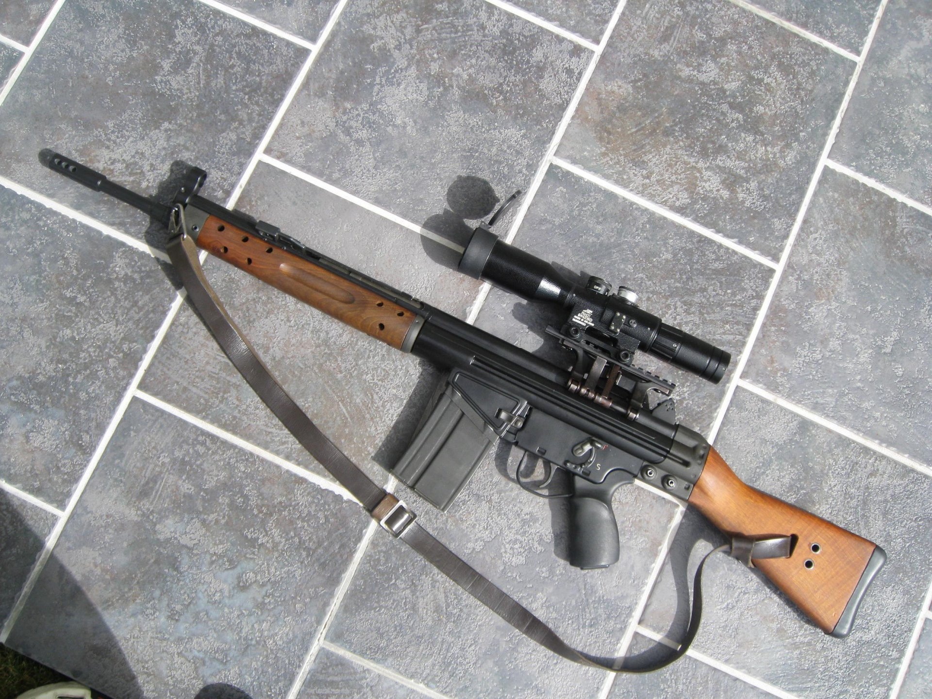 Download Man Made Rifle HD Wallpaper