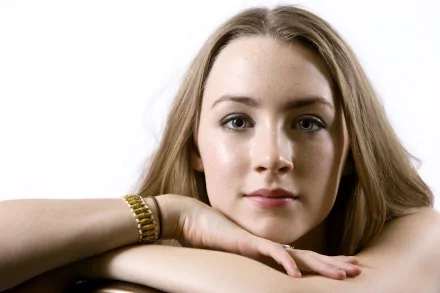 Celebrity Saoirse Ronan HD Desktop Wallpaper | Background Image