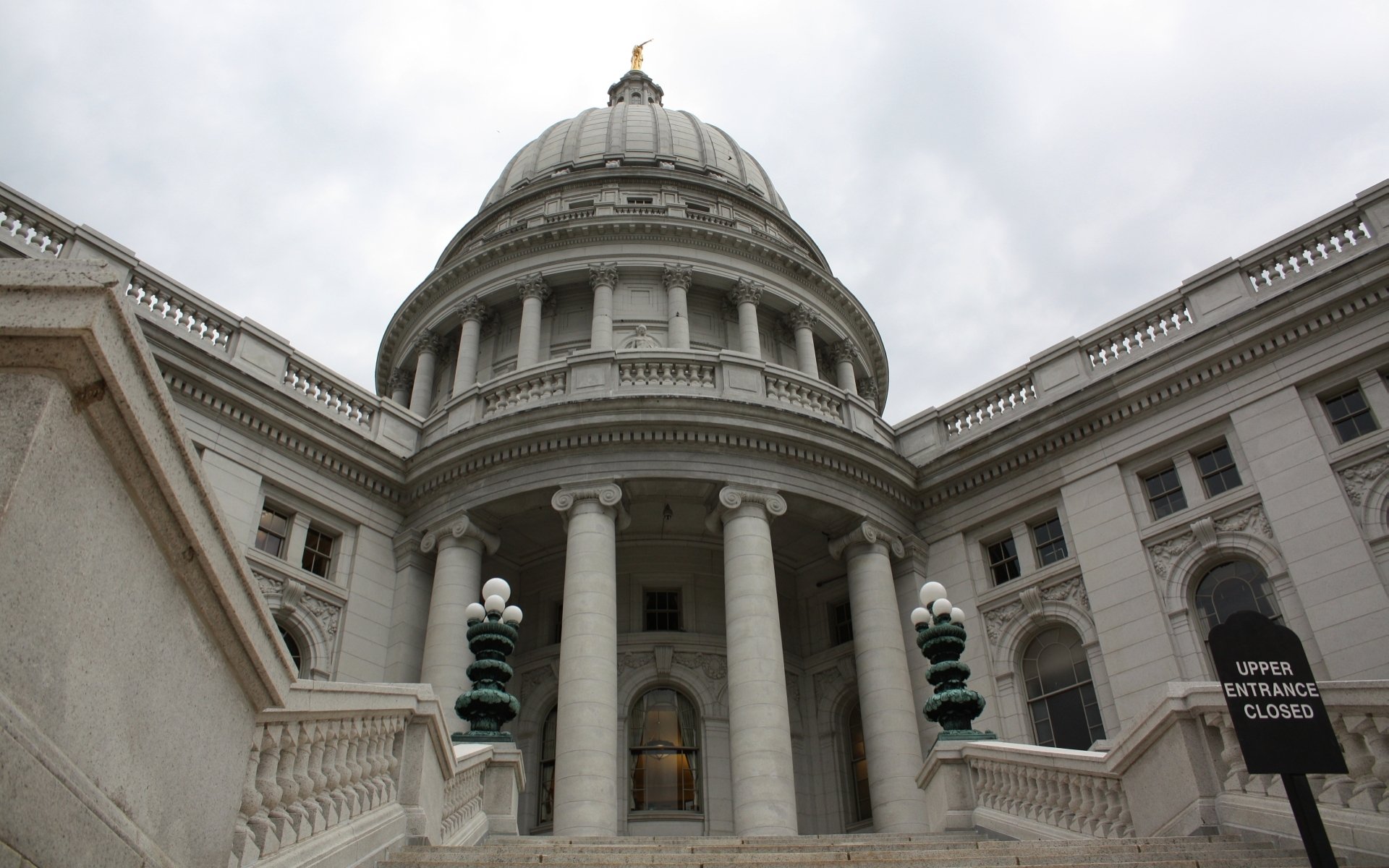 Download Man Made Wisconsin State Capitol HD Wallpaper