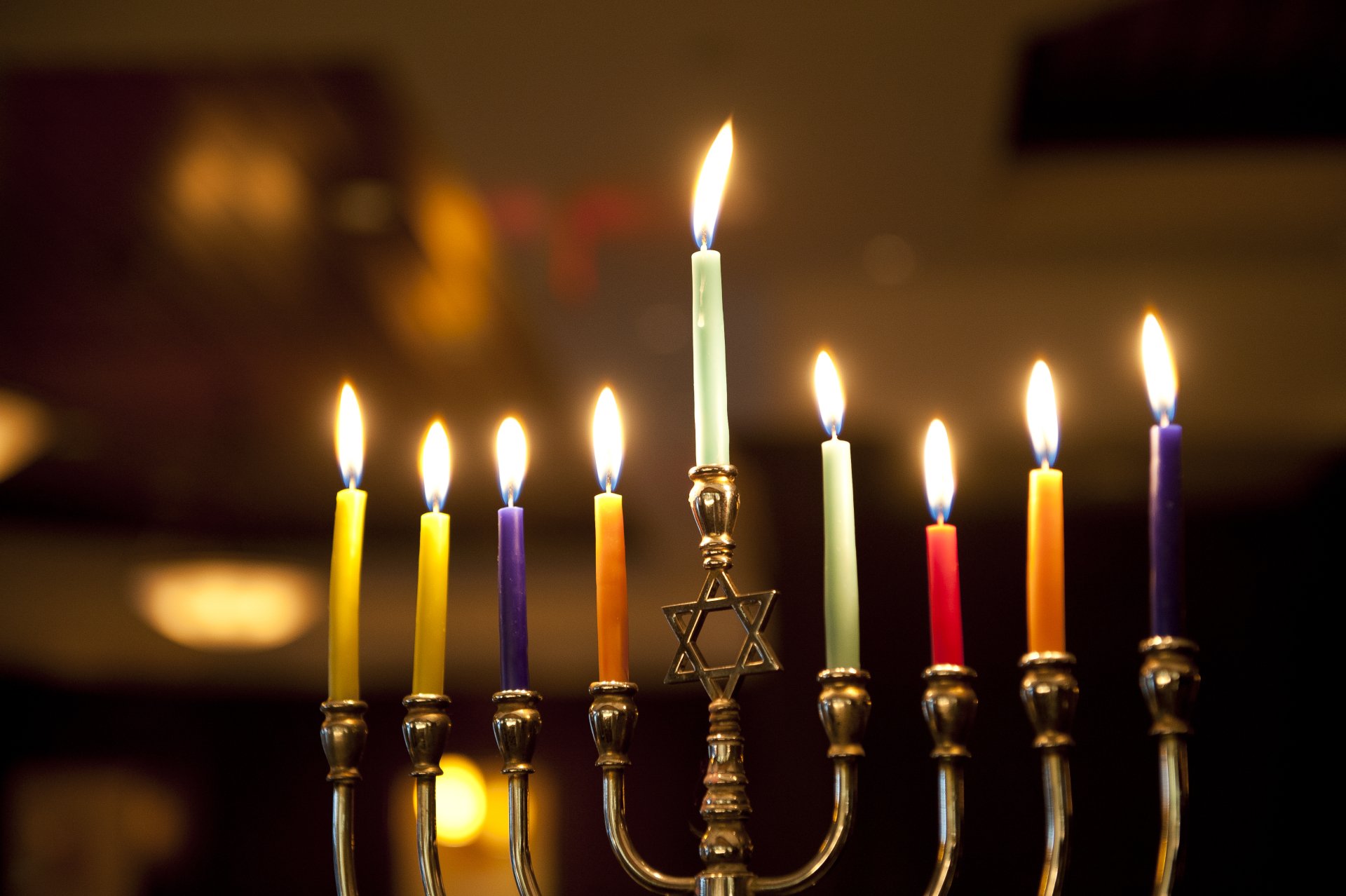 Radiant Hanukkah Menorah Glow 4K Ultra HD Holiday Wallpaper 