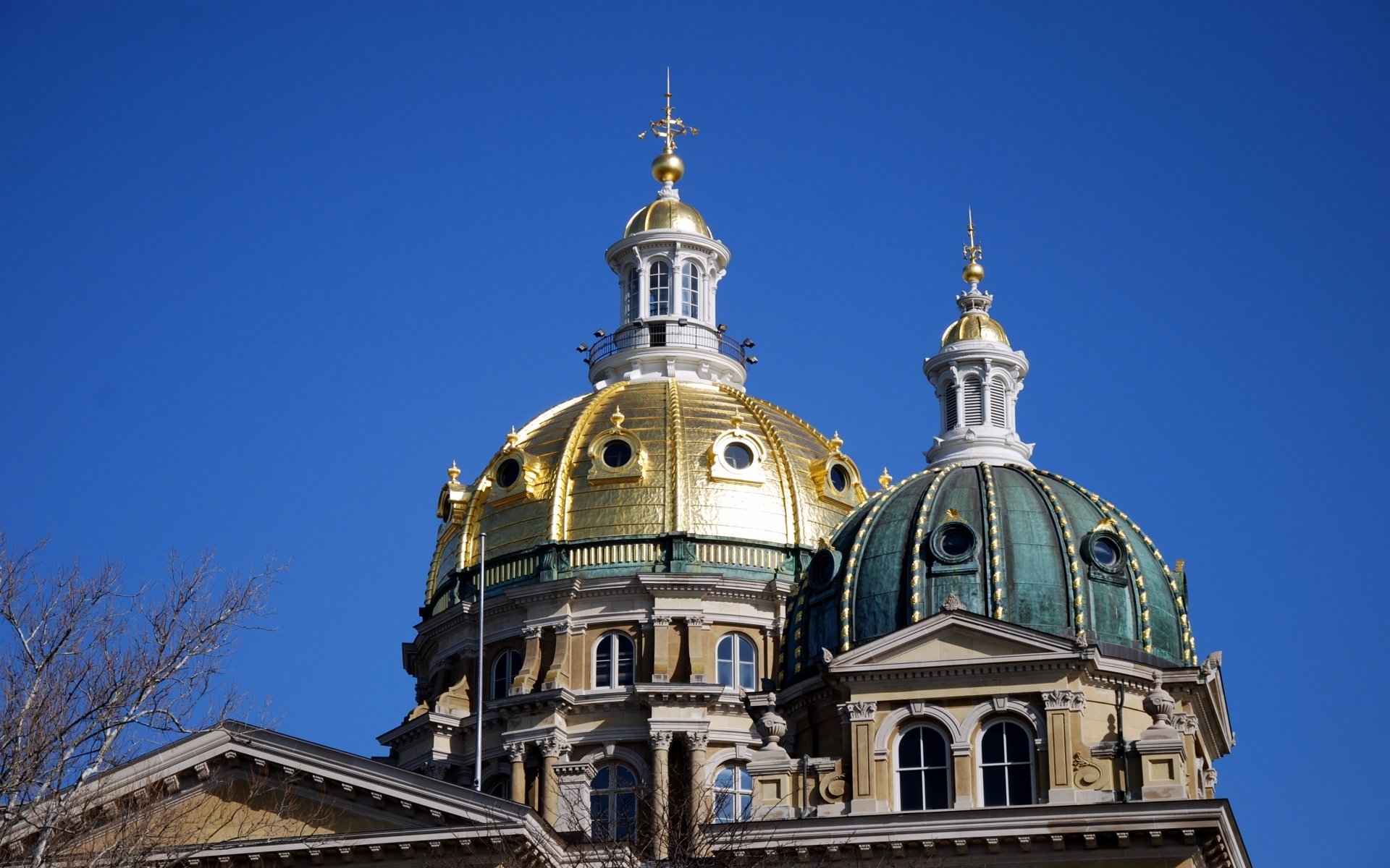 Download Man Made Iowa State Capitol HD Wallpaper