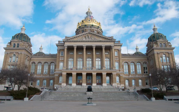 man made Iowa State Capitol HD Desktop Wallpaper | Background Image