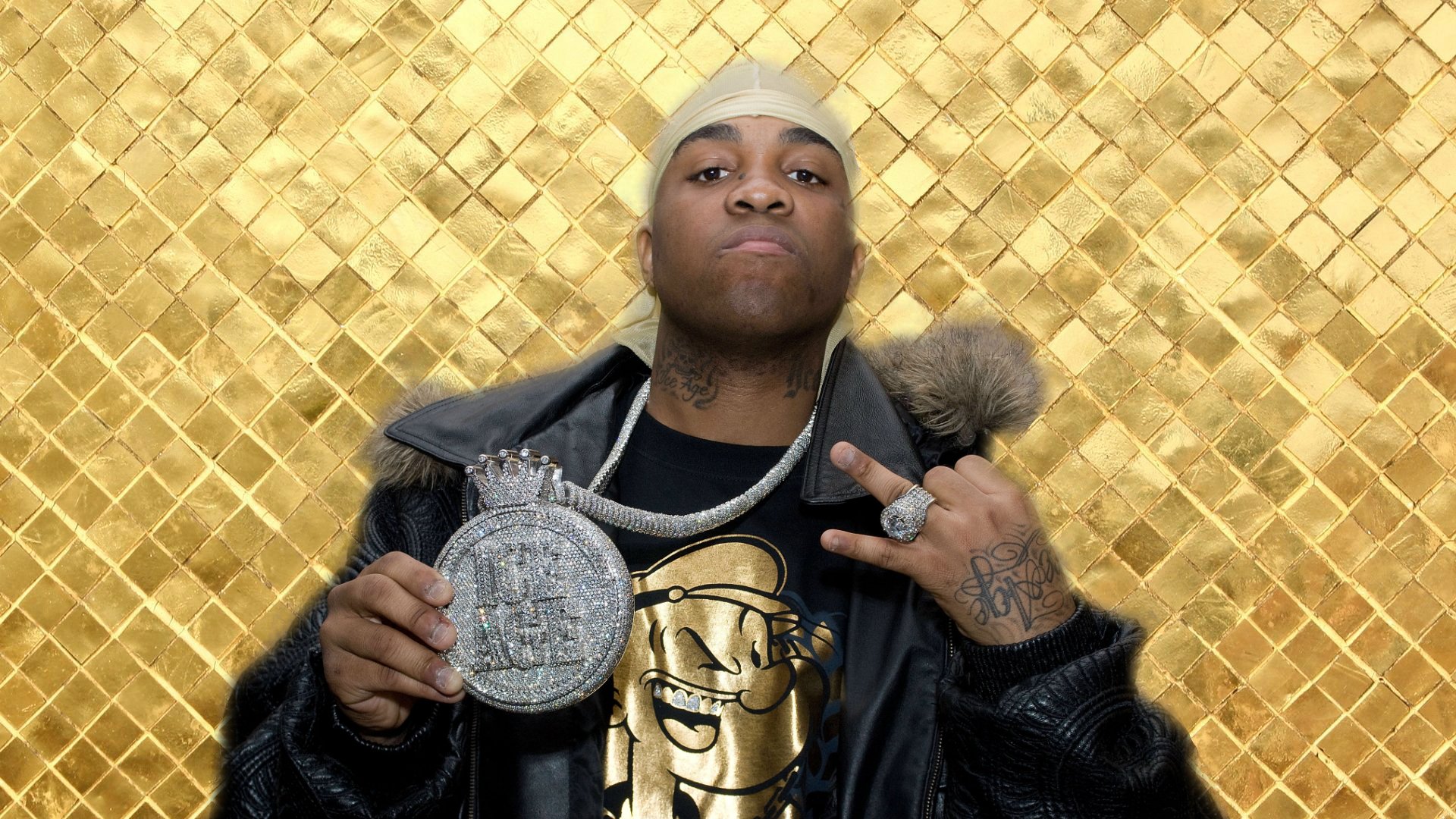 Майка джонса. Mike Jones. Mike Jones Rapper. Фото Mike Jones. Майк Джонс рэпер фото.