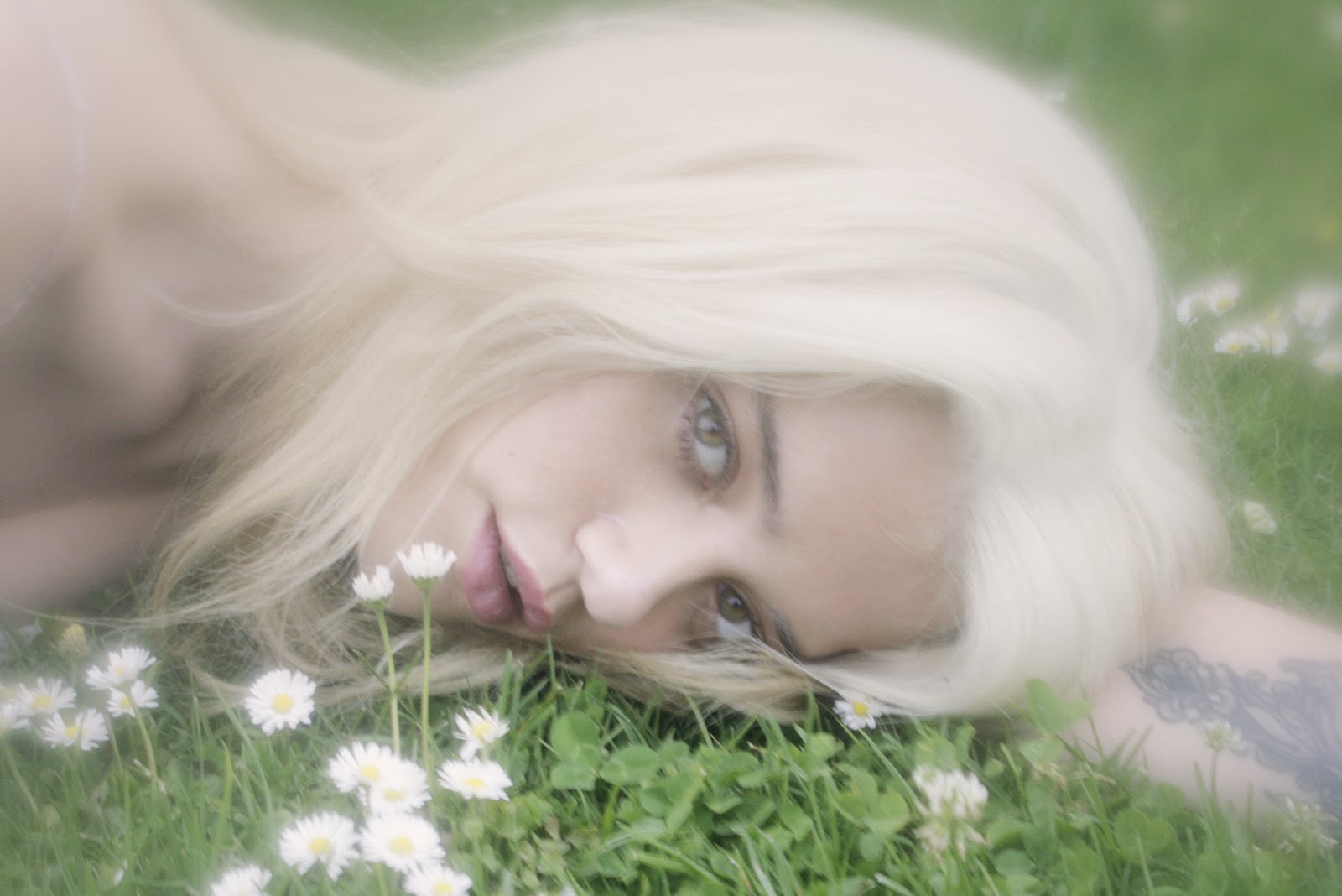 Music Sky Ferreira HD Wallpaper | Background Image