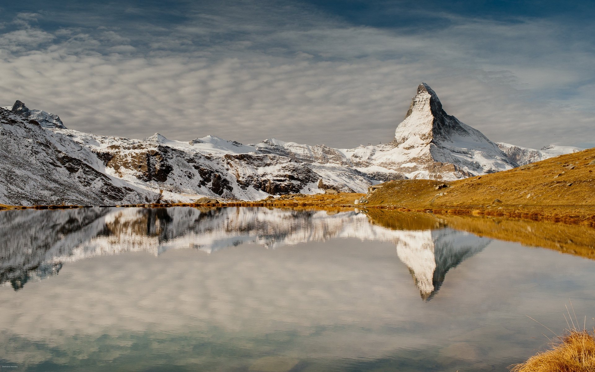 Download Nature Reflection HD Wallpaper