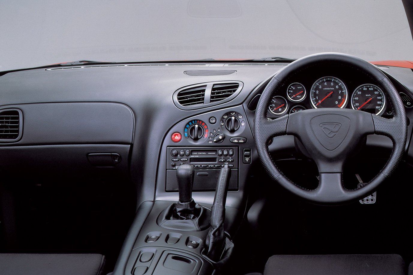 Download Vehicle Mazda RX-7 Wallpaper