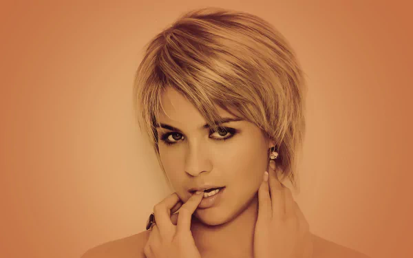 Celebrity Gemma Atkinson HD Desktop Wallpaper | Background Image