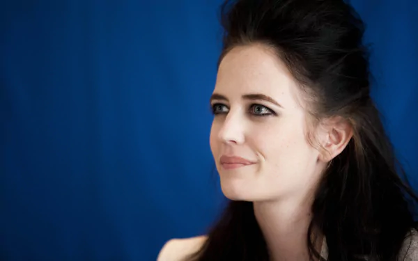 Celebrity Eva Green HD Desktop Wallpaper | Background Image