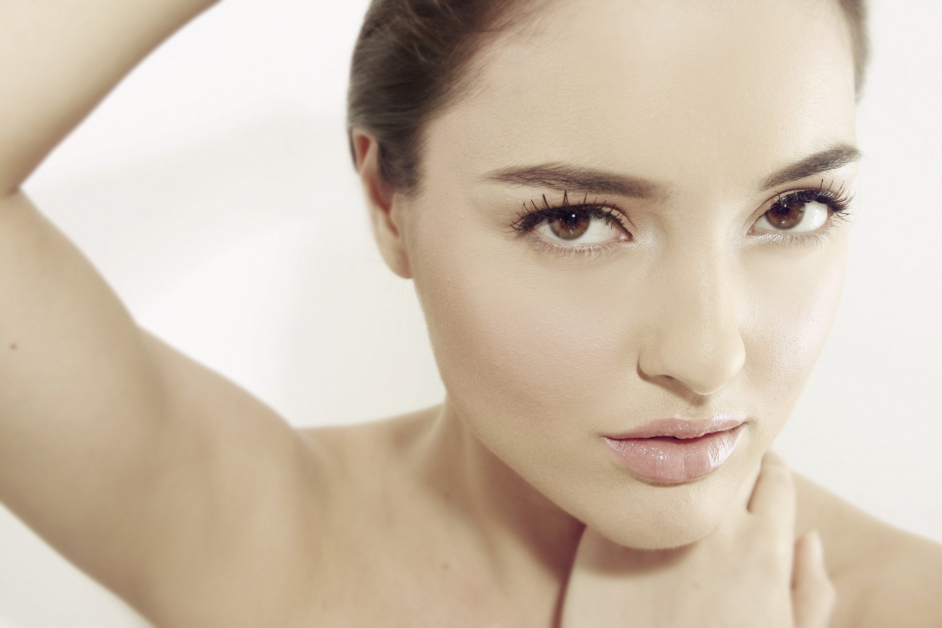 Download Close-up Face Model Woman Kristina Akheeva 4k Ultra HD Wallpaper