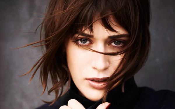 Celebrity Lizzy Caplan HD Desktop Wallpaper | Background Image