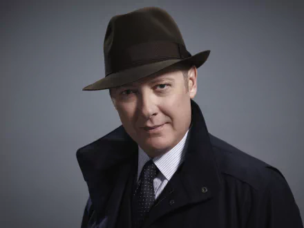 HD wallpaper featuring a character from The Blacklist, portrayed by actor James Spader, dressed in a hat and coat.