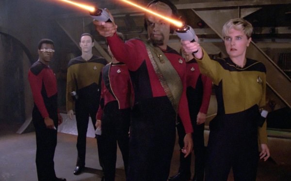 TV Show Star Trek: The Next Generation Star Trek Tasha Yar Worf Geordi La Forge Data HD Wallpaper | Background Image