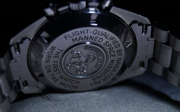 Man Made Watch HD Wallpaper | Background Image