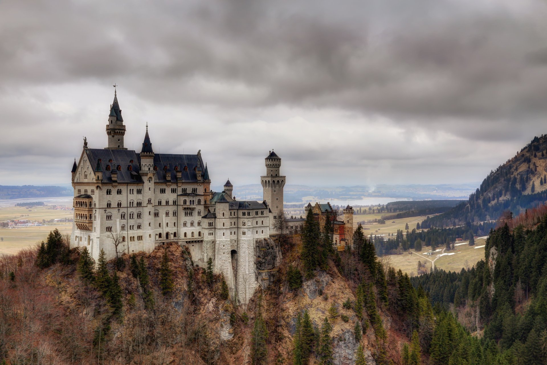 Castle 4. Замок Нойшванштайн. Нойшванштайн замок 4k. Замок Нойшванштайн 1920 1080. Замок в Германии Нойшванштайн 1920 1080.