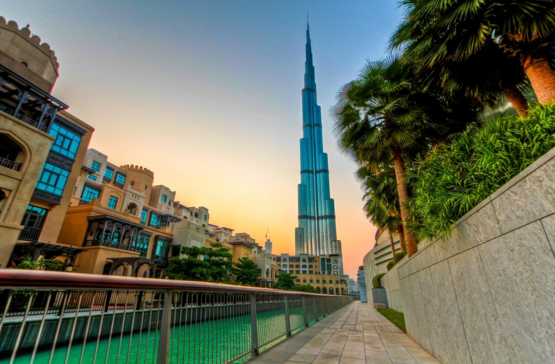 Burj Khalifa Full Hd Wallpaper And Background Image | 2164X1419 | Id:598743