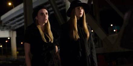 Emma Roberts Taissa Farmiga TV Show American Horror Story HD Desktop Wallpaper | Background Image