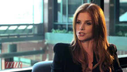 woman Sarah Rafferty HD Desktop Wallpaper | Background Image