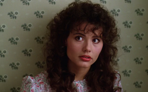 Geena Davis movie Beetlejuice HD Desktop Wallpaper | Background Image
