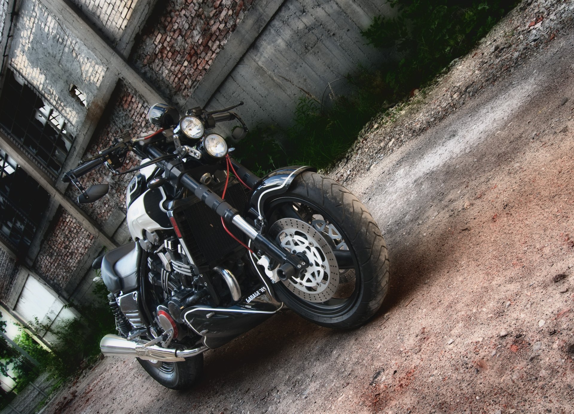 Download Vehicle Yamaha V-Max HD Wallpaper