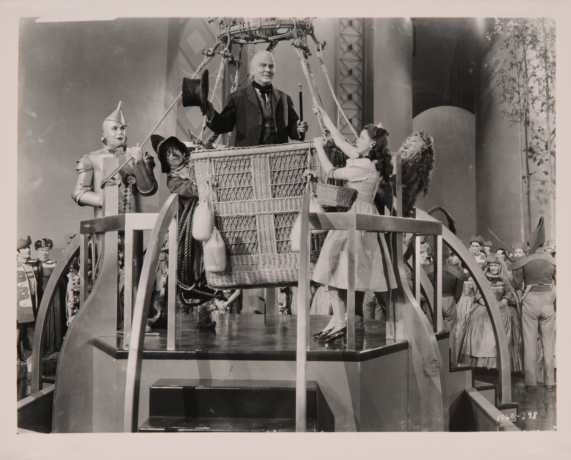 Download Movie The Wizard Of Oz (1939) HD Wallpaper