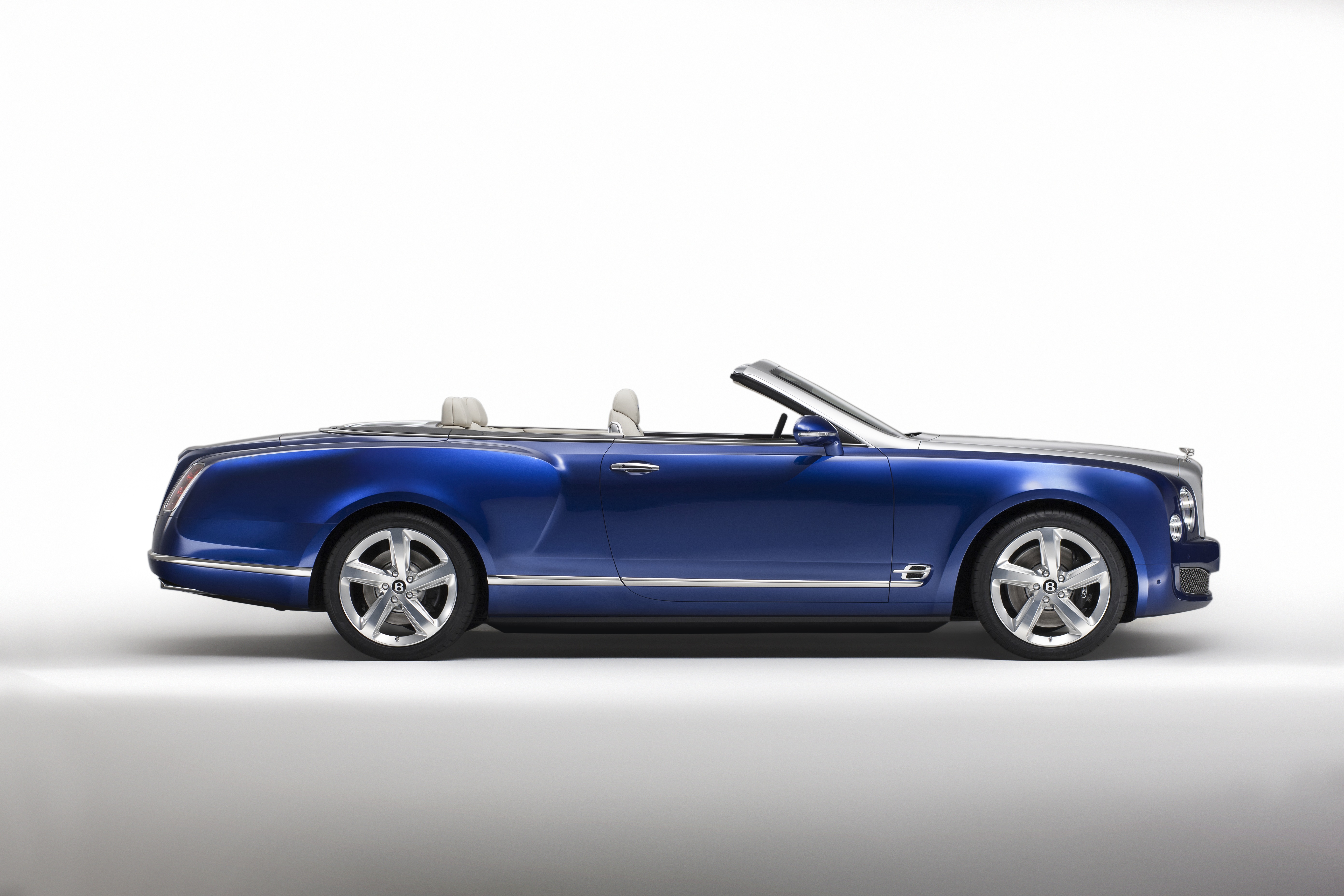 Vehicles Bentley Grand HD Wallpaper | Background Image