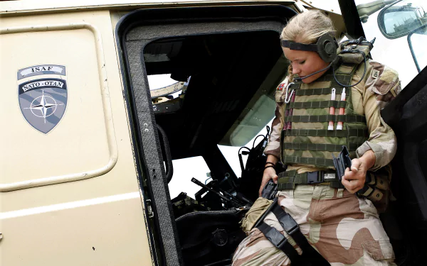 military soldier HD Desktop Wallpaper | Background Image