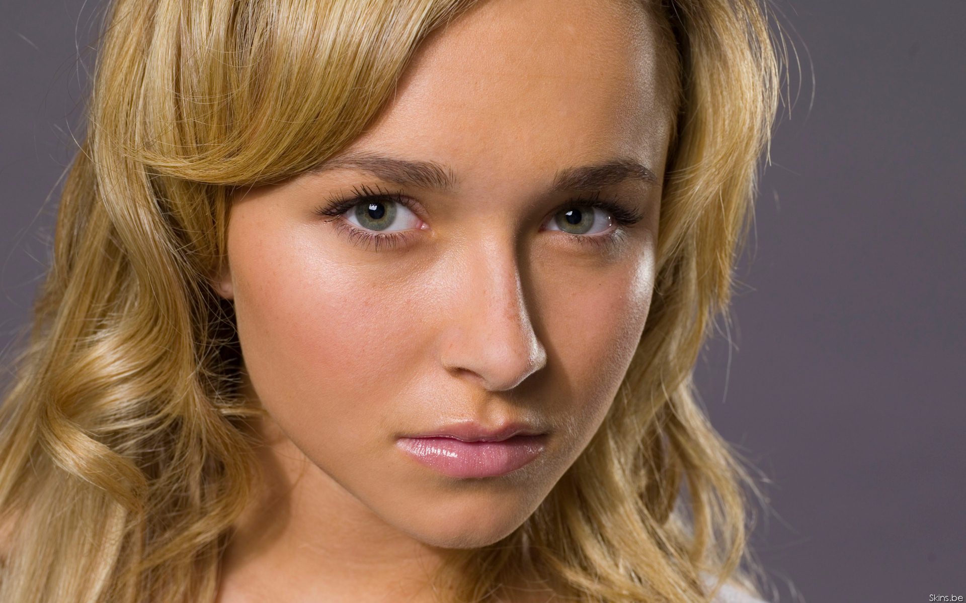 Hayden Panettiere Full HD Wallpaper and Background Image | 1920x1200