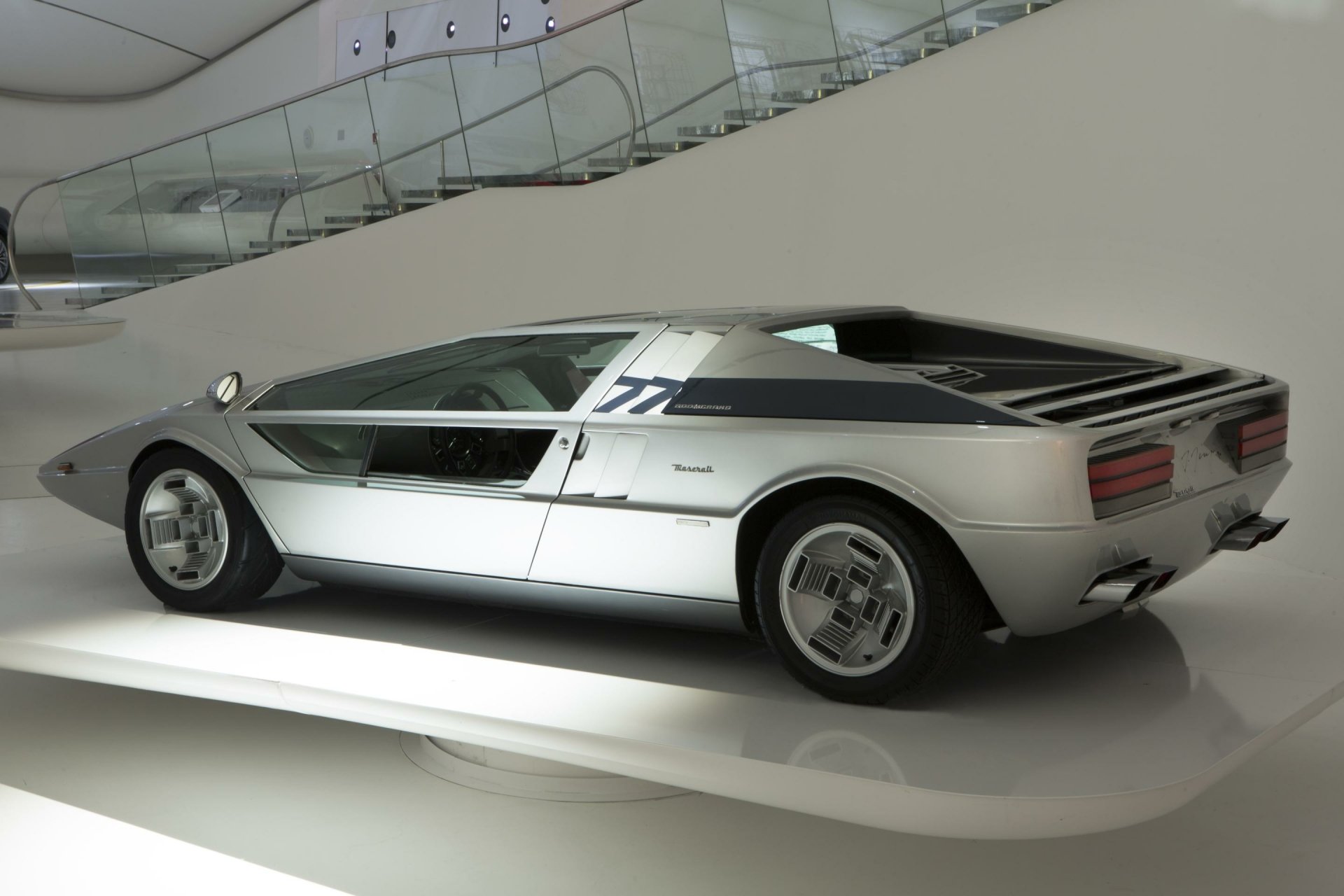 Download Vehicle Maserati Boomerang HD Wallpaper