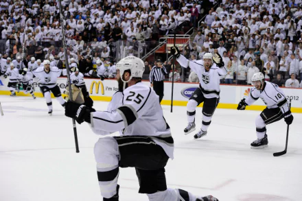 Los Angeles Kings Sports HD Desktop Wallpaper | Background Image