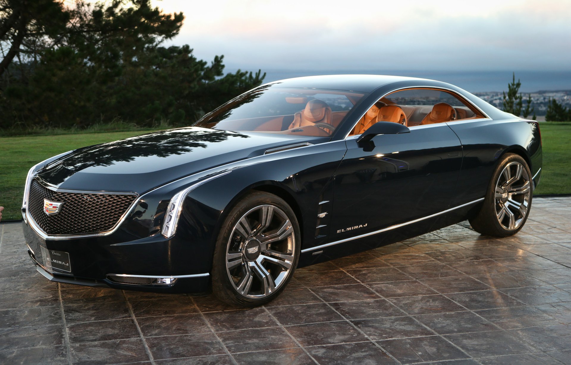 Download Vehicle Cadillac Elmiraj HD Wallpaper