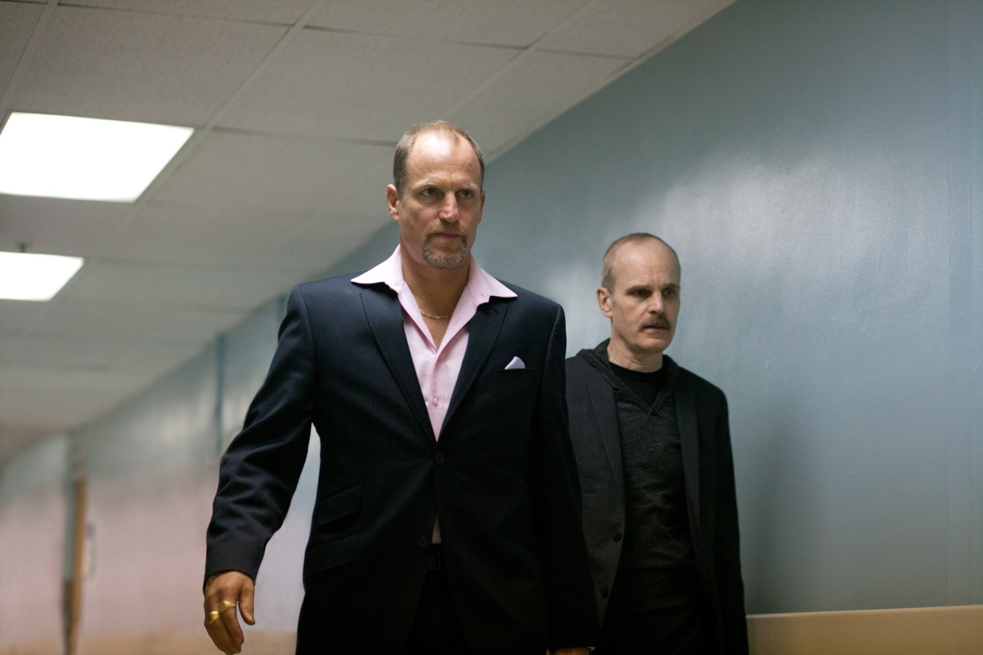 Download Charlie (Seven Psychopaths) Woody Harrelson Paolo (Seven Psychopaths) Željko Ivanek Movie Seven Psychopaths 4k Ultra HD Wallpaper