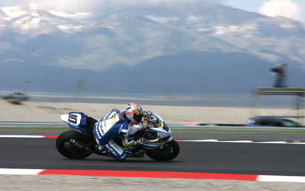 vehicle Suzuki HD Desktop Wallpaper | Background Image