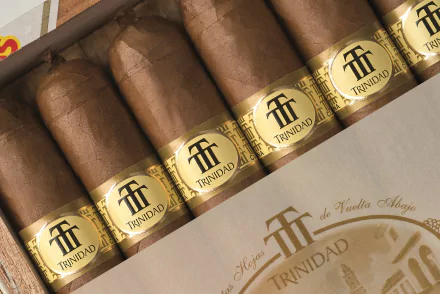man made cigar HD Desktop Wallpaper | Background Image