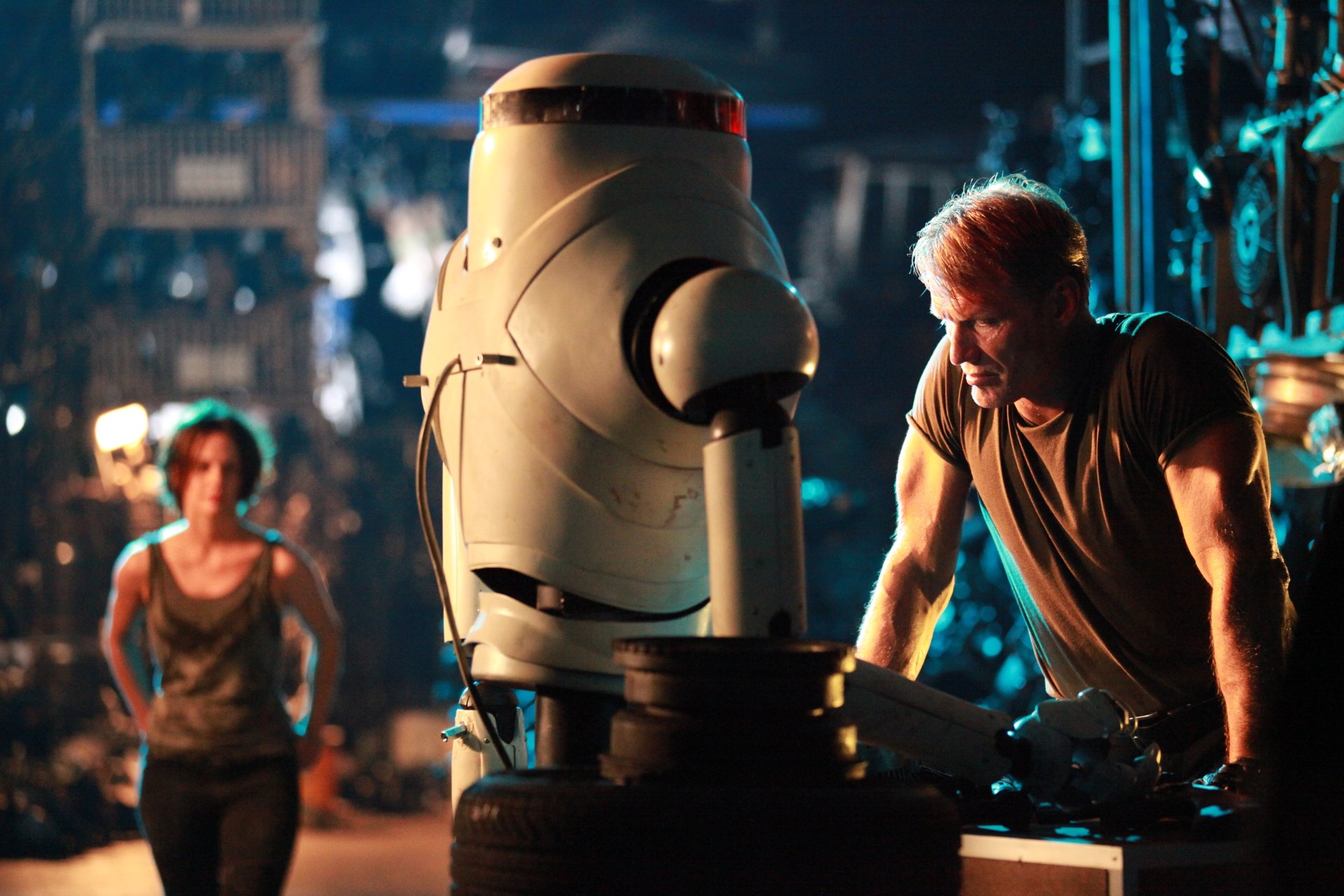 Download Dolph Lundgren Movie Battle Of The Damned 4k Ultra HD Wallpaper