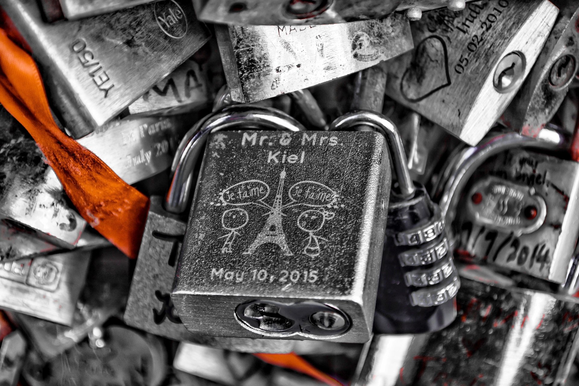 Download Love Man Made Padlock 4k Ultra HD Wallpaper