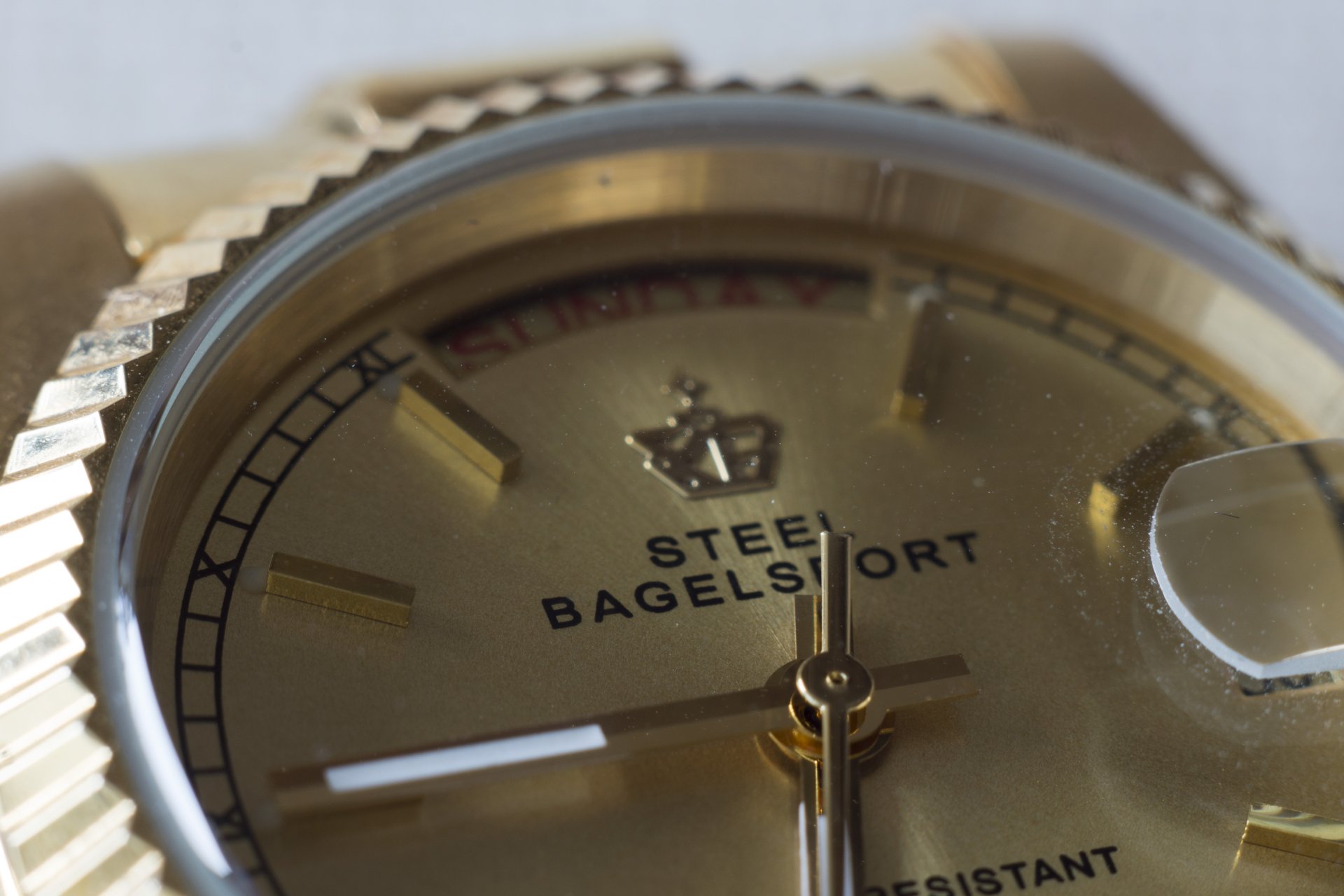 Download Man Made Watch 4k Ultra HD Wallpaper