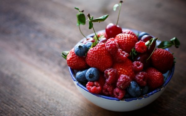 Food Berry Strawberry Raspberry Blueberry HD Wallpaper | Background Image