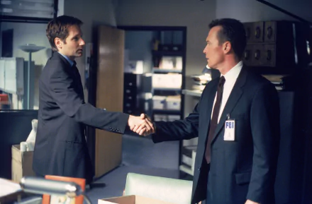 David Duchovny Robert Patrick John Doggett Fox Mulder TV Show The X-Files HD Desktop Wallpaper | Background Image