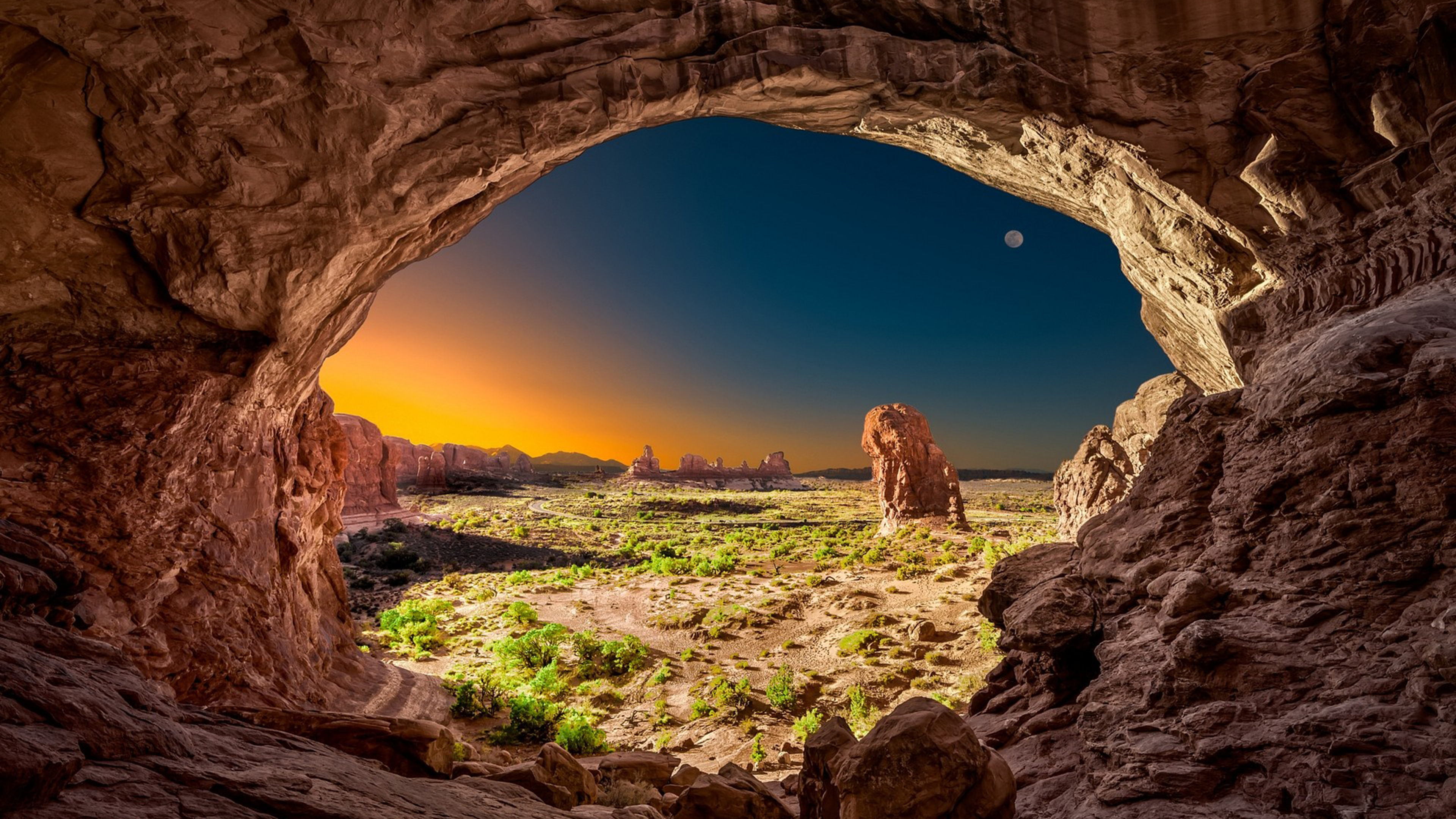 landscape arch in arches national park