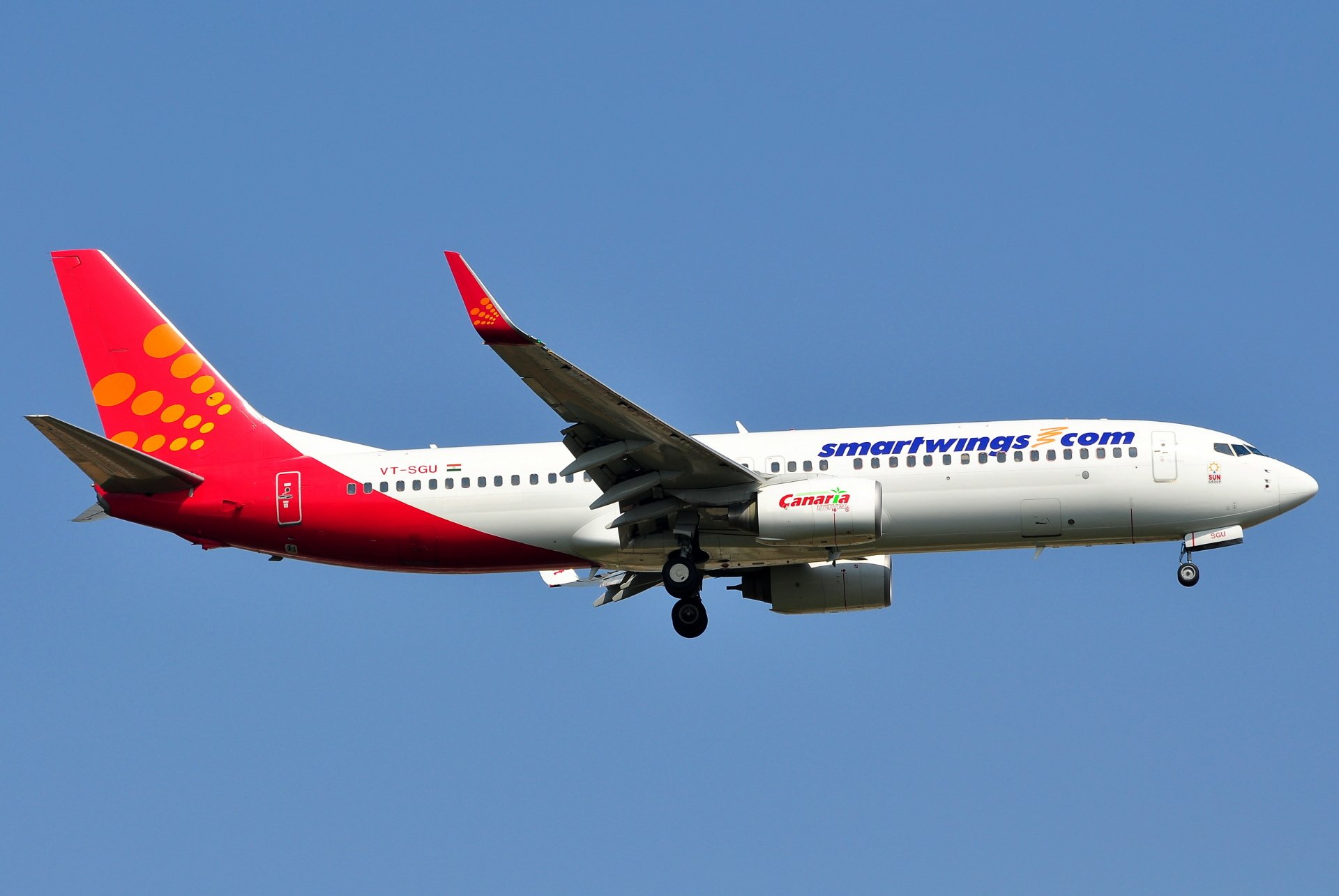Download Vehicle Boeing 737 4k Ultra HD Wallpaper
