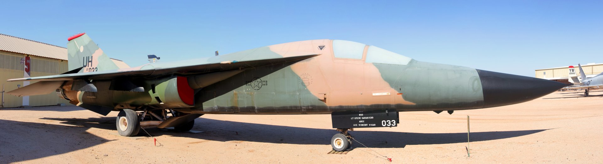 Download Military General Dynamics F-111 Aardvark 8k Ultra HD Wallpaper