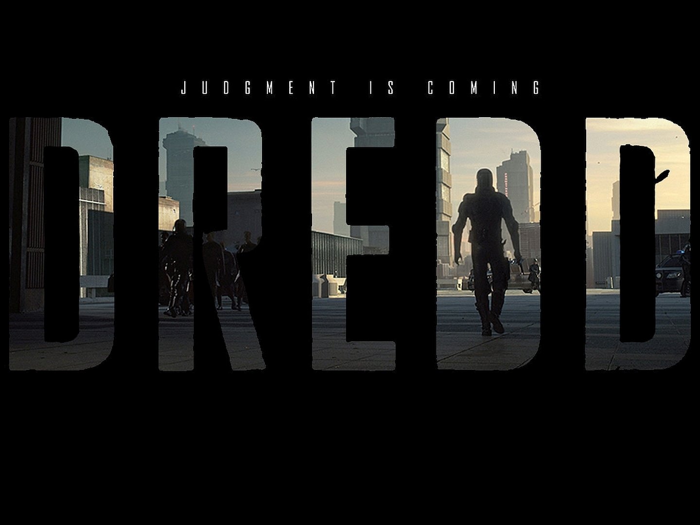Download Judge Dredd Movie Dredd Wallpaper