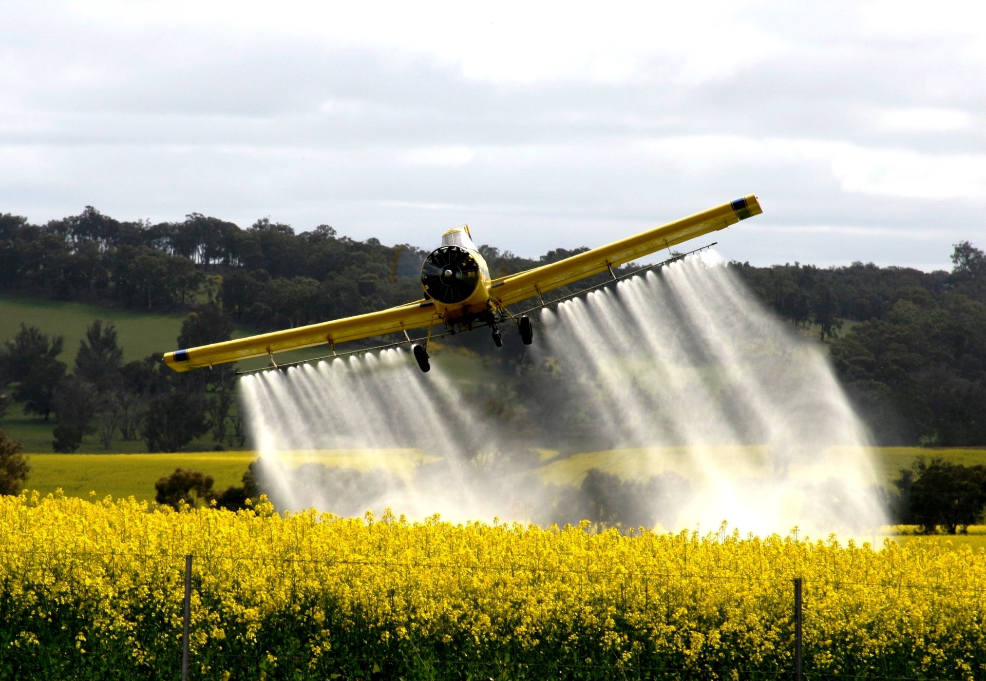 Download Vehicle Crop Duster HD Wallpaper