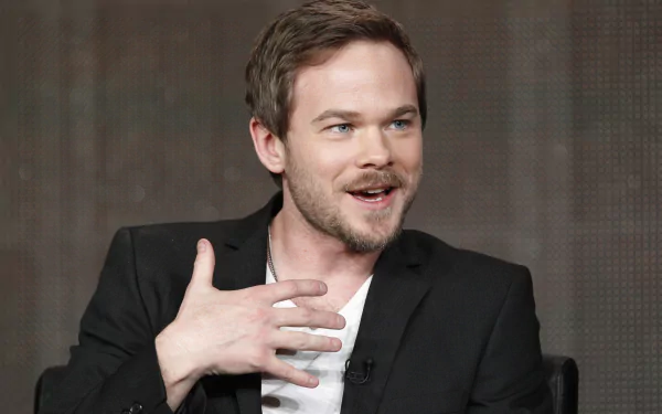 Canadian actor Celebrity Shawn Ashmore HD Desktop Wallpaper | Background Image