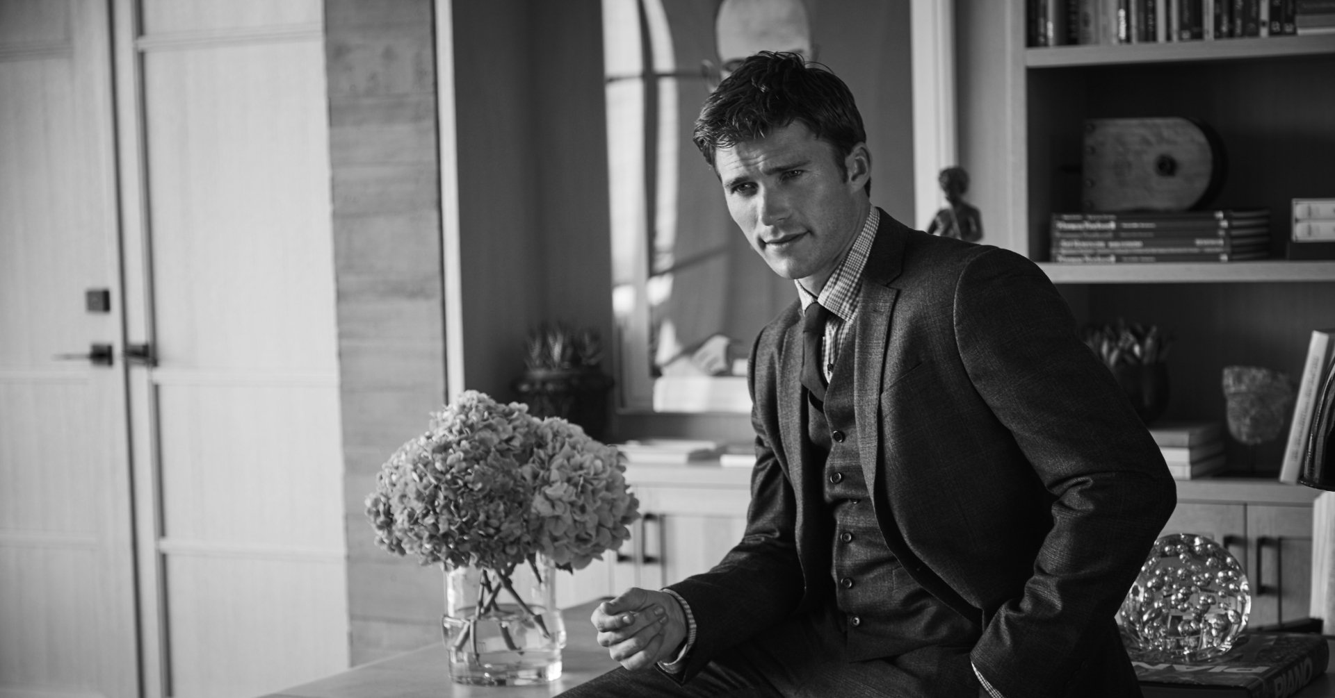 Download Black & White American Actor Celebrity Scott Eastwood 4k Ultra HD Wallpaper